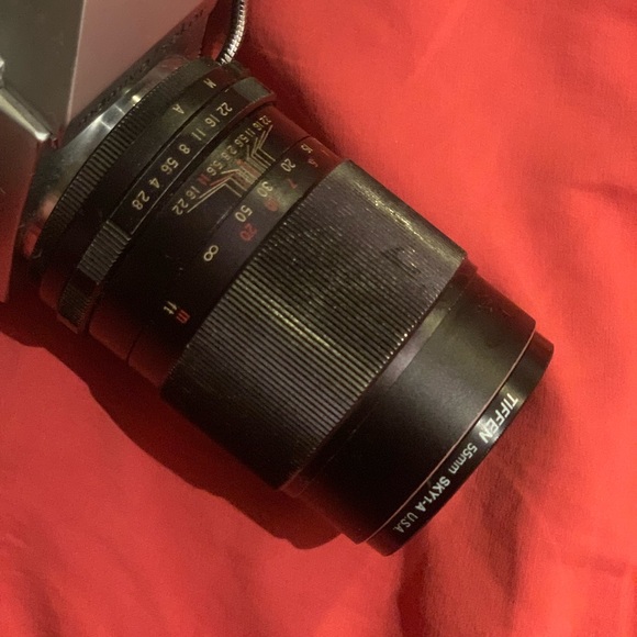 Mamiya Sekor 35mm Film Camera 500 TL with Metal Strap - Picture 2 of 9